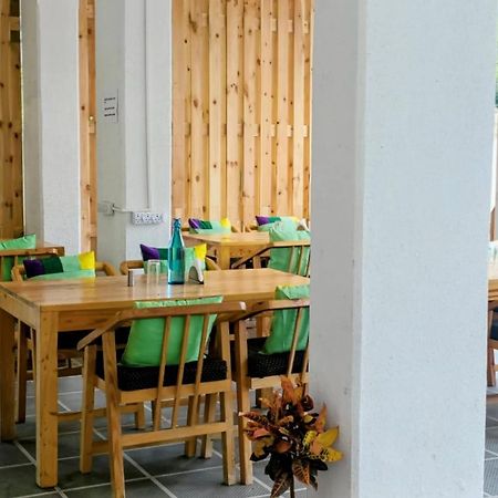 Ornate Service Apartments Пюн Екстериор снимка