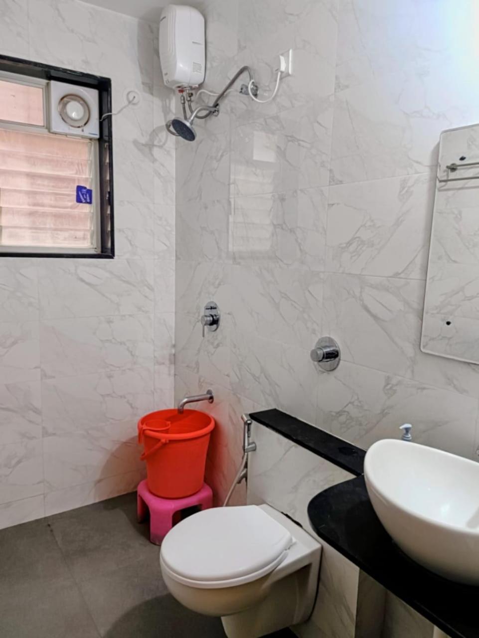 Ornate Service Apartments Пюн Екстериор снимка